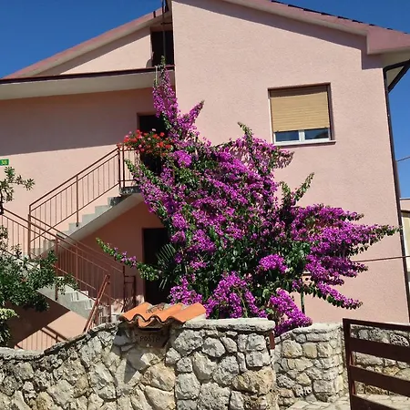 Apartament Alice *